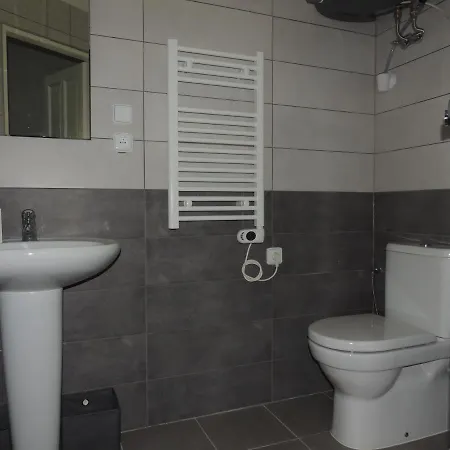 černý Tulipán #4 Apartmán