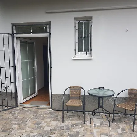 Cerny Tulipan - 4 * プルゼニ